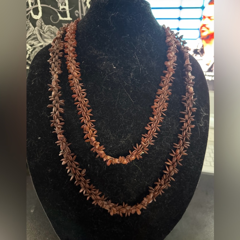 Brown and tan bead necklace with a boho vibe #festivalvibes